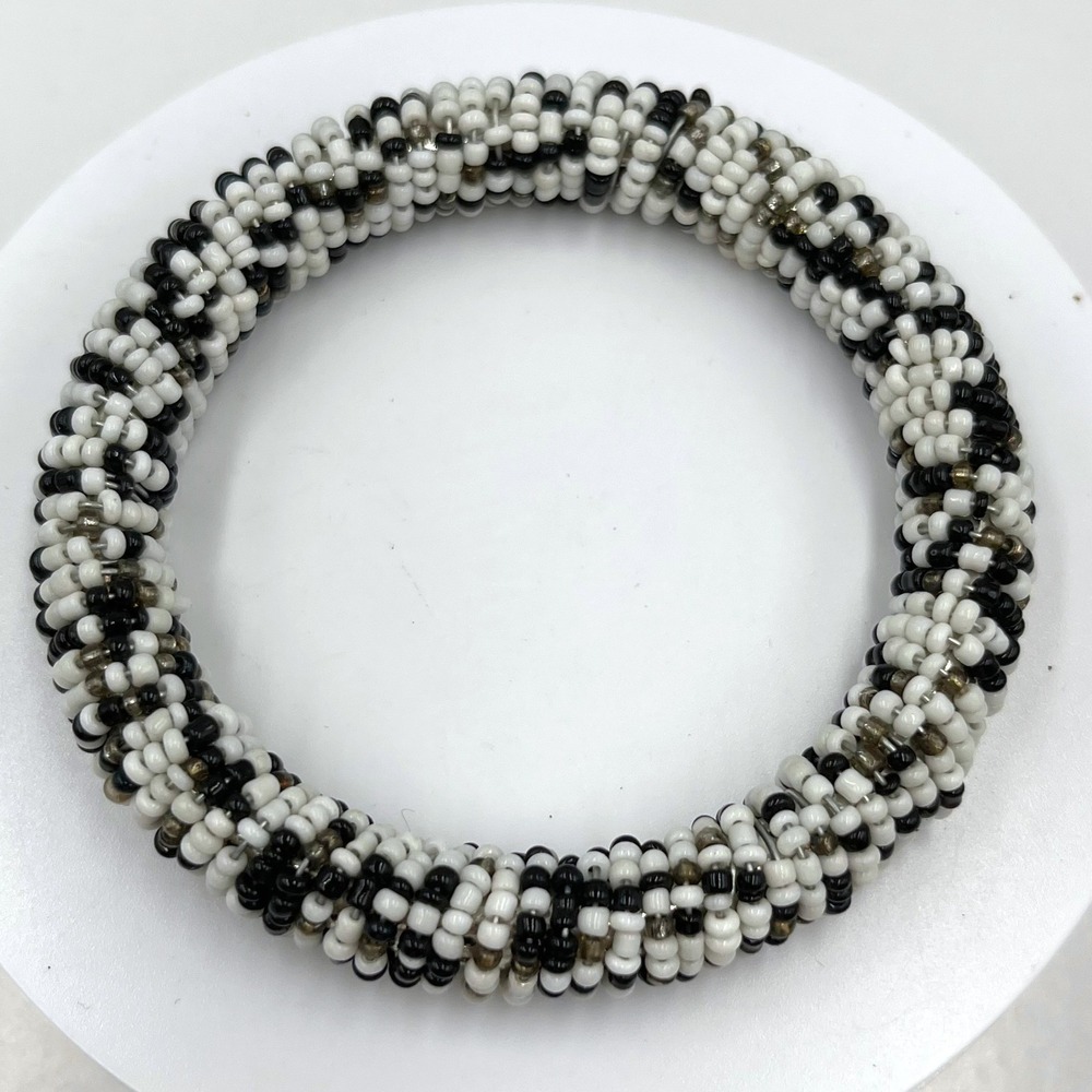 Vintage Handmade Black White‎ Beaded Bangle Bracelet Tribal Seed Bead Statement